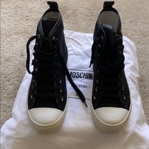 **Blk.& White Canvas Hightop Moschino Sneakers**37